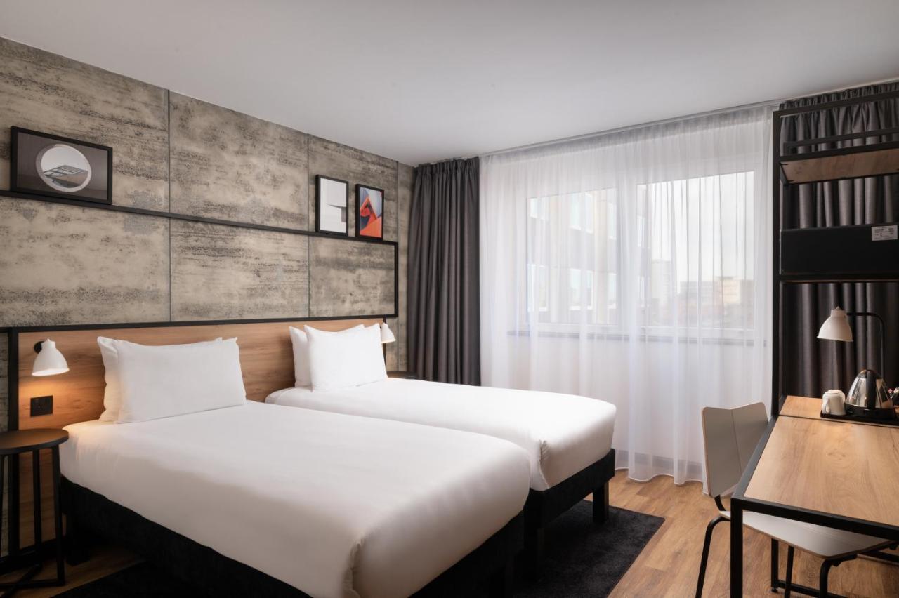 Отель Ibis London Earls Court Экстерьер фото