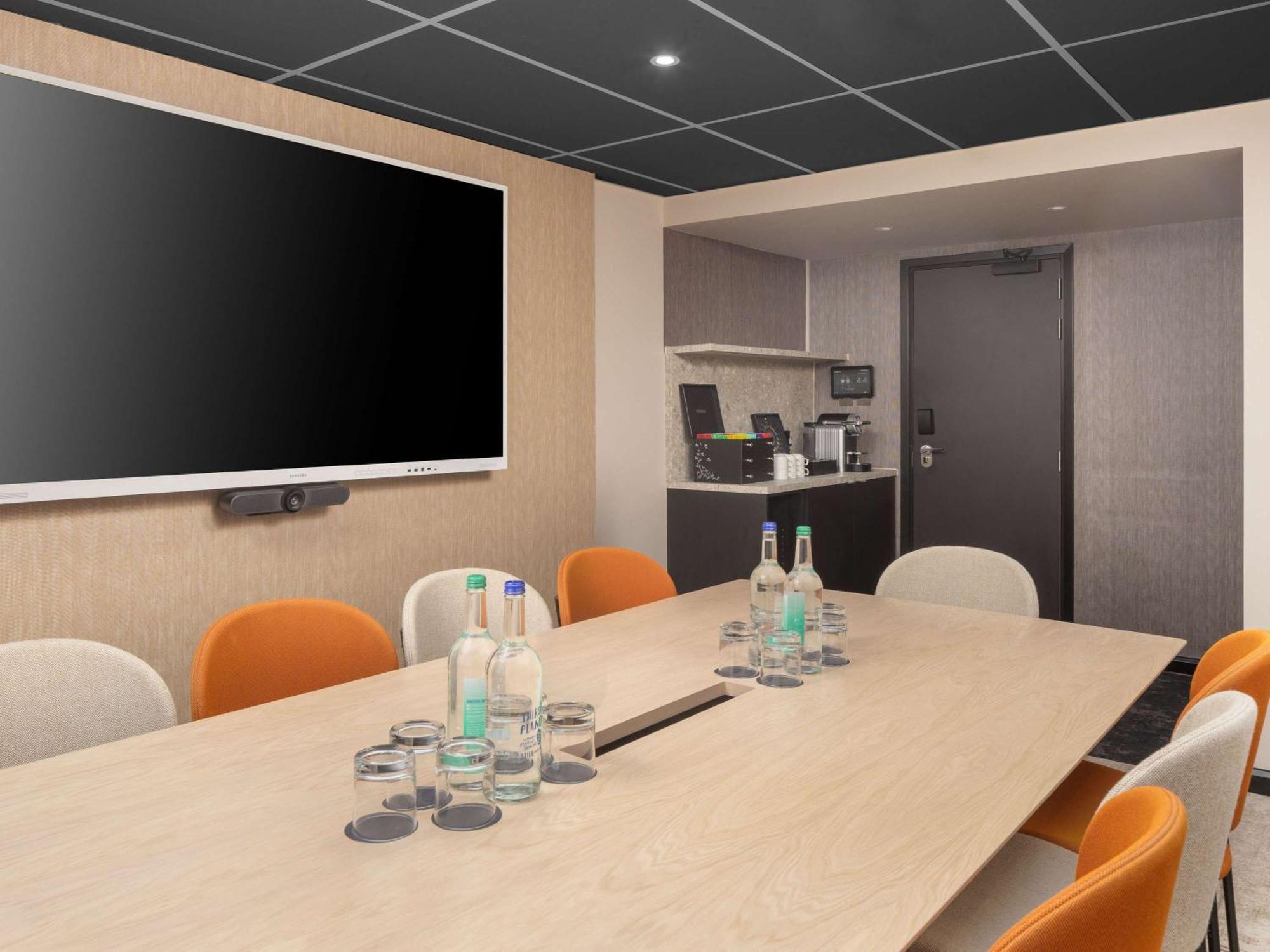 Отель Ibis London Earls Court Экстерьер фото