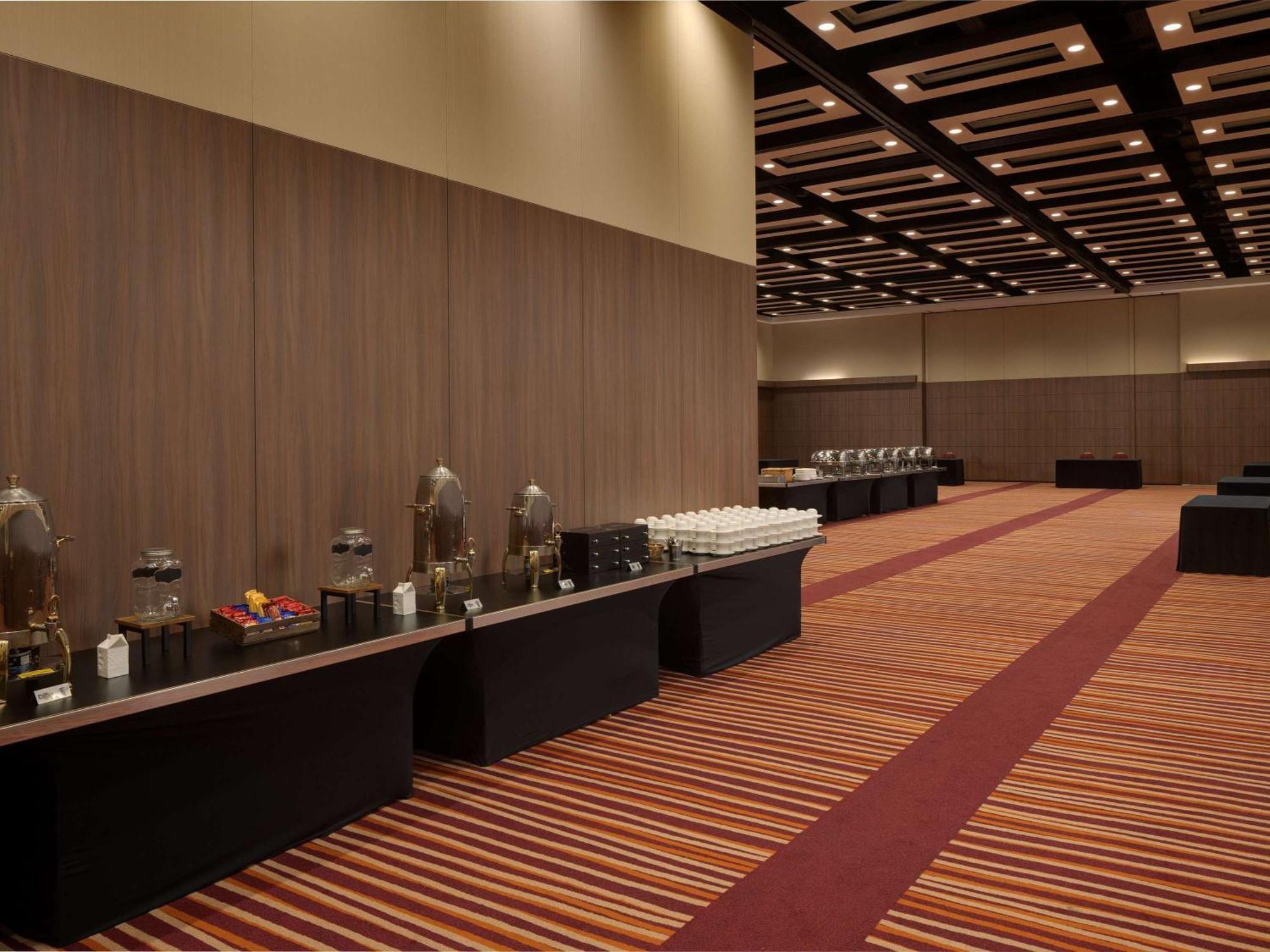Отель Ibis London Earls Court Экстерьер фото