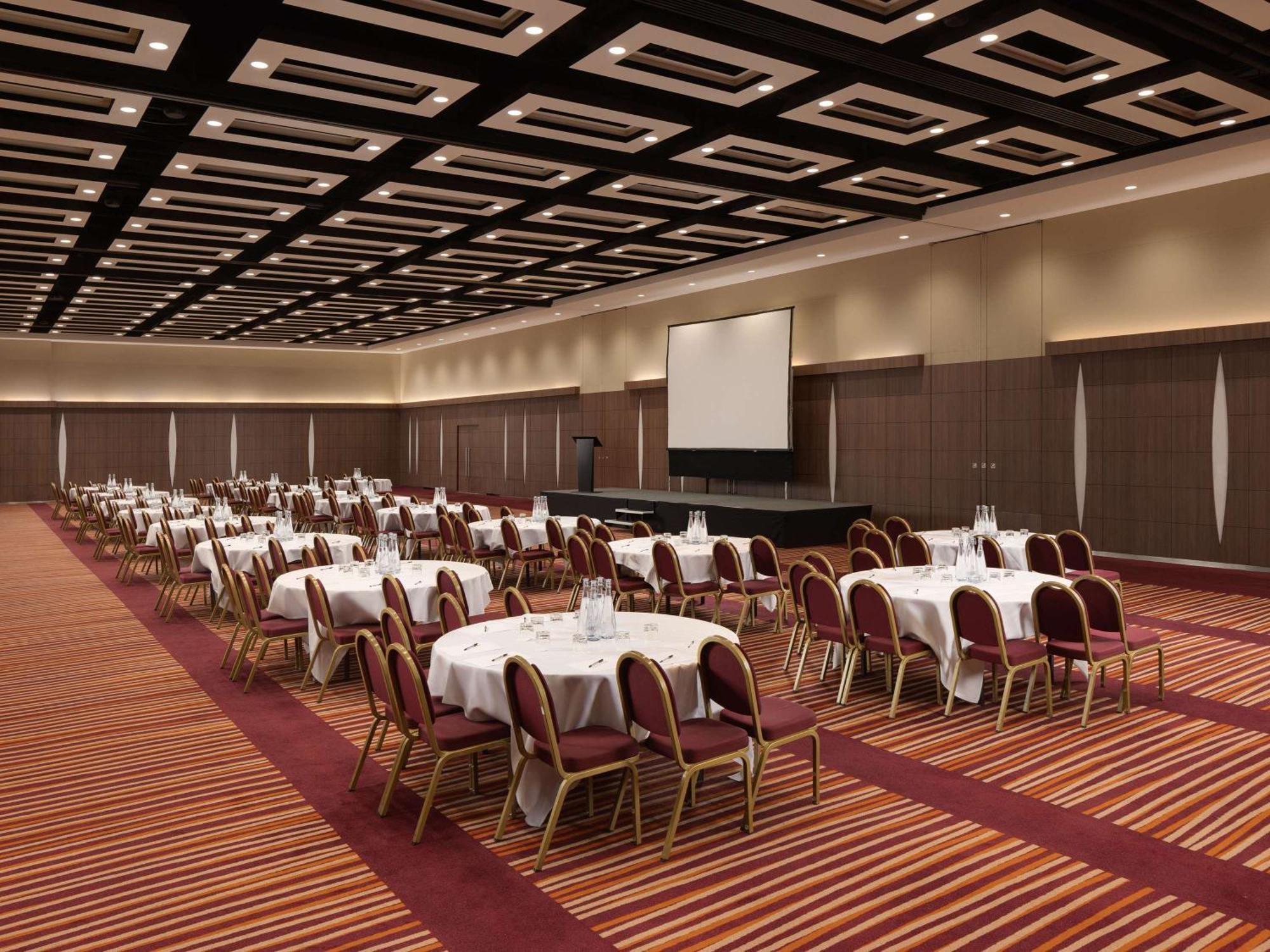 Отель Ibis London Earls Court Экстерьер фото