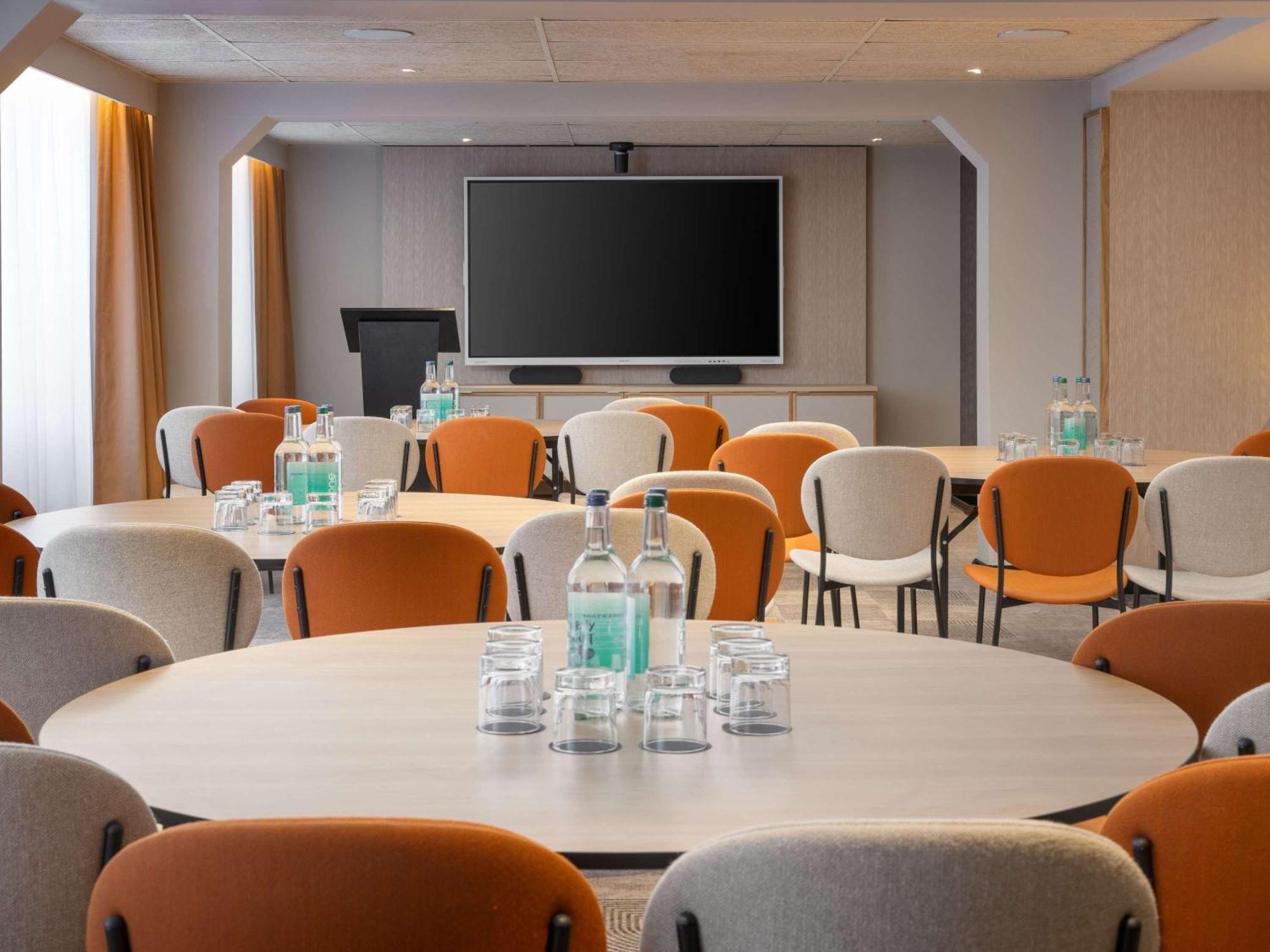 Отель Ibis London Earls Court Экстерьер фото
