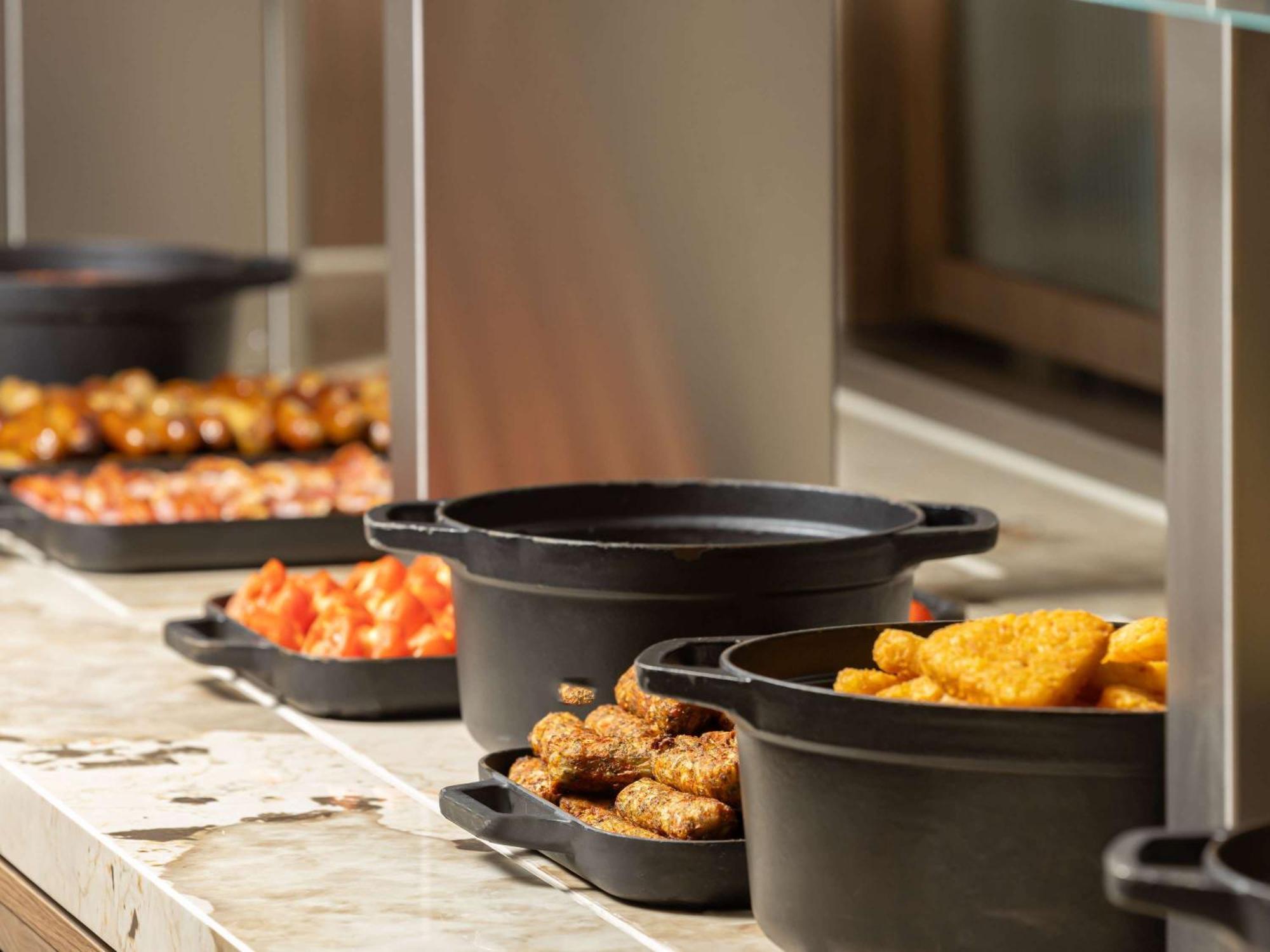 Отель Ibis London Earls Court Экстерьер фото