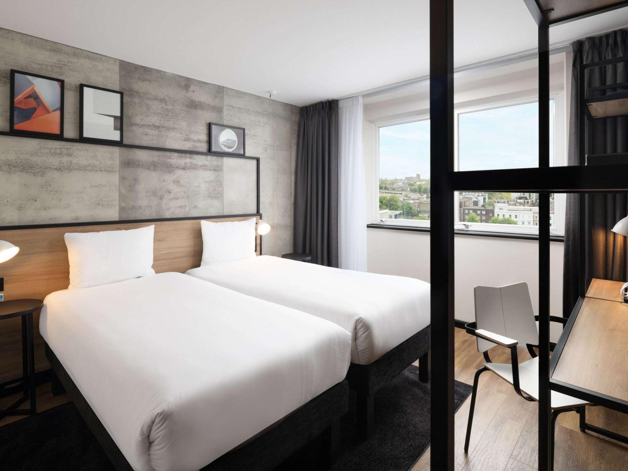 Отель Ibis London Earls Court Экстерьер фото